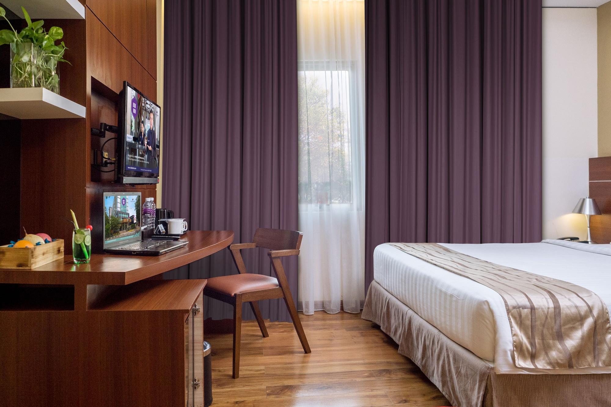 Da Vienna Boutique Hotel Batam Экстерьер фото