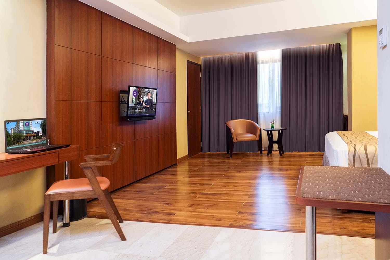 Da Vienna Boutique Hotel Batam Экстерьер фото