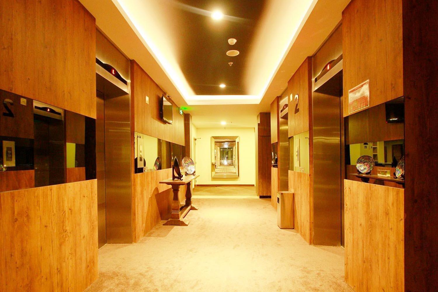 Da Vienna Boutique Hotel Batam Экстерьер фото